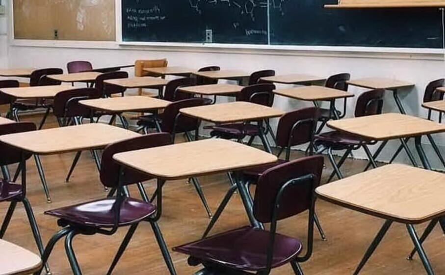 la bimba si sentita male a scuola (archivio l unione sarda)
