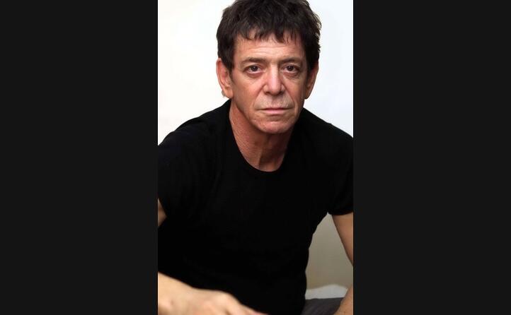 un primo piano di lou reed