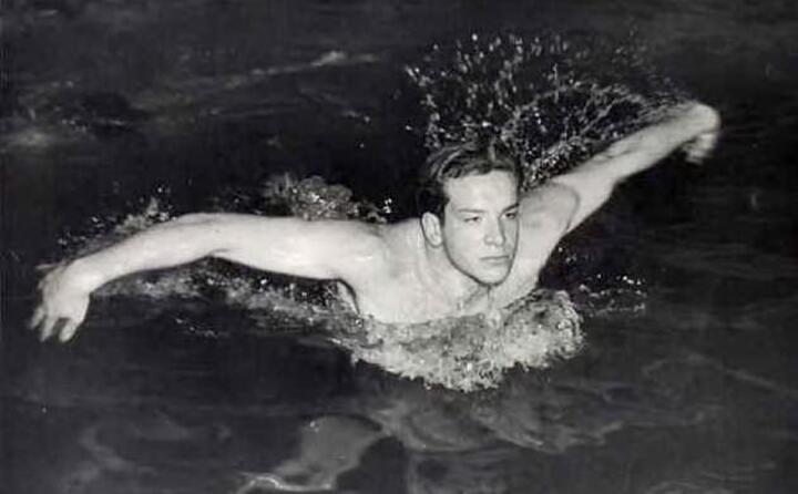 stato anche campione di nuoto (foto wikipedia)
