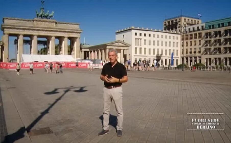 giacomo serreli a berlino (foto da frame video)