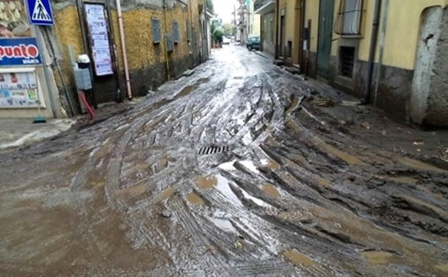 danni e disagi anche in campania (ansa)
