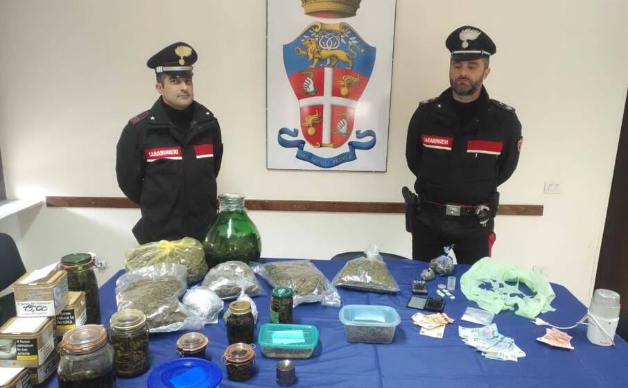 (foto carabinieri)