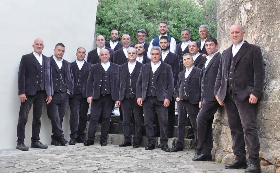 il coro voches e ammentos (foto voches e ammentos de garteddi)