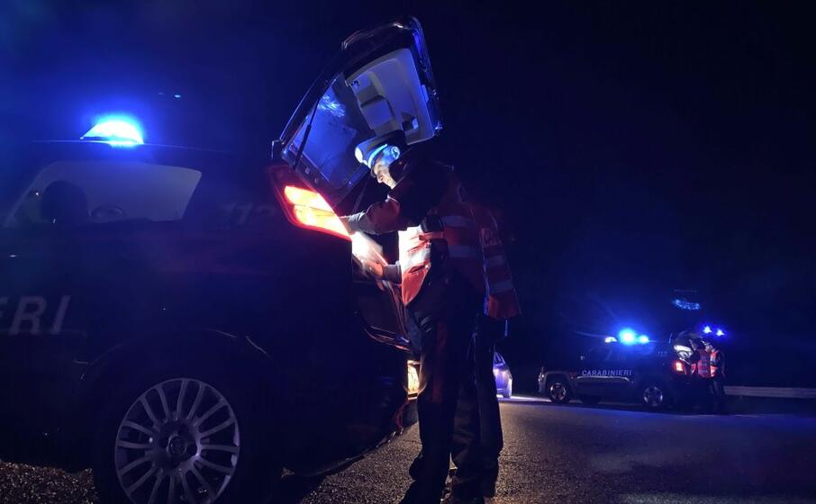 (foto carabinieri)
