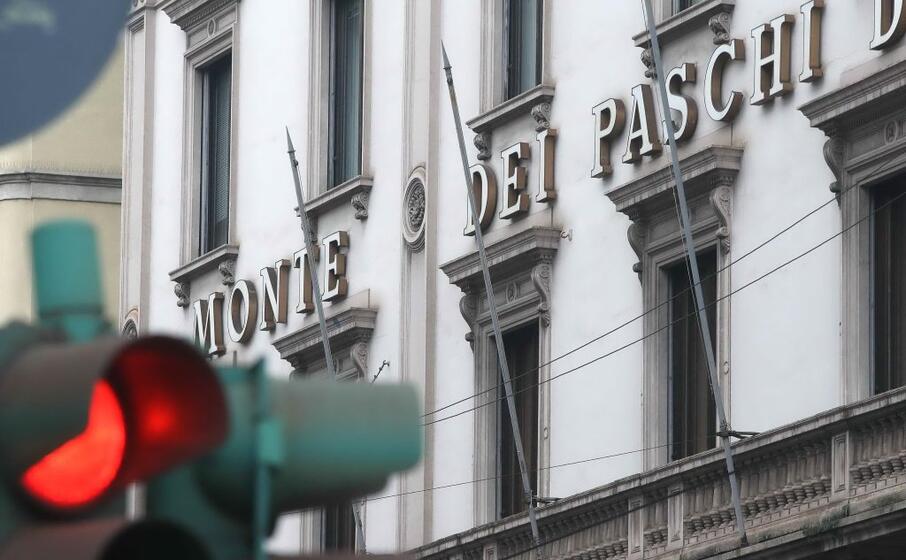 La sede del Monte dei Paschi di Siena a Milano