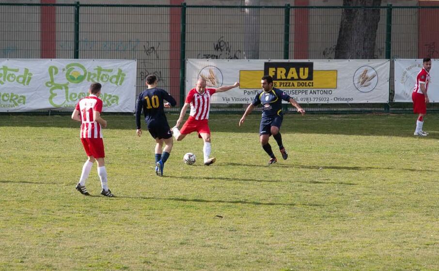 una partita della tharros al comunale di oristano (foto g pala)