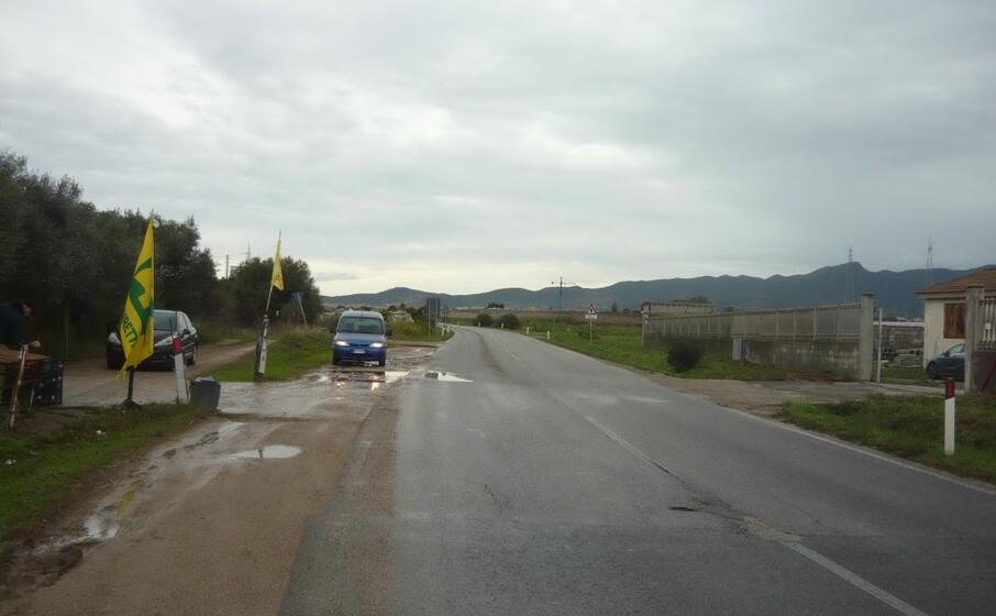 tratto della provinciale fra maracalagonis e gann (foto l unione sarda andrea serreli)