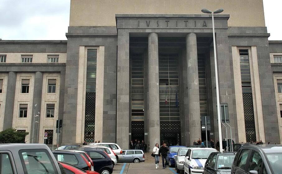 il tribunale di cagliari (archivio l unione sarda)
