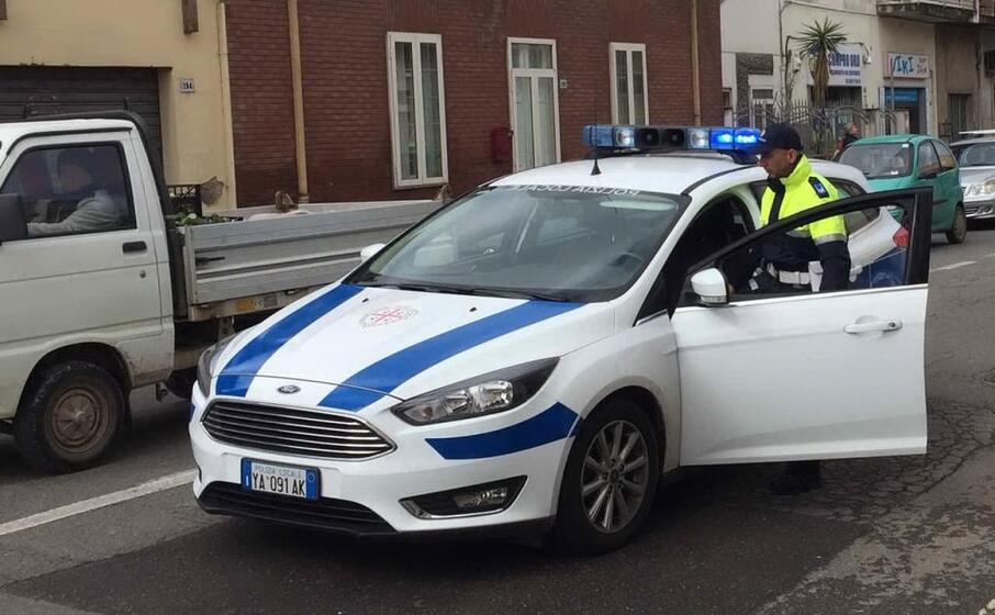 la polizia locale di oristano (foto e sanna)
