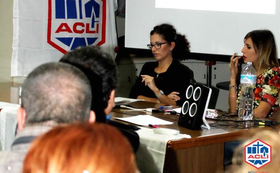 la psicologa nicoletta serra e la nutrizionista valentina marongiu alla presentazione del progetto eat sardinia