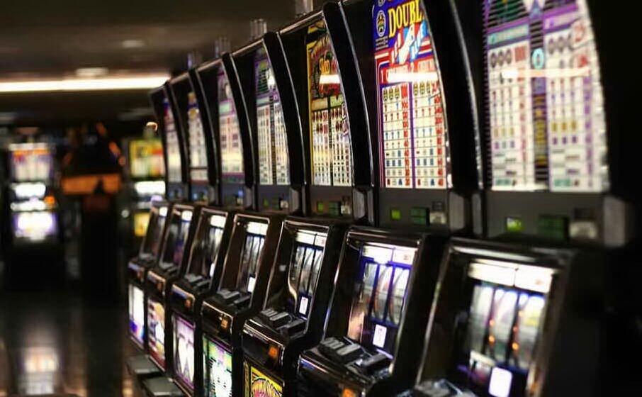 slot machine (archivio l unione sarda)