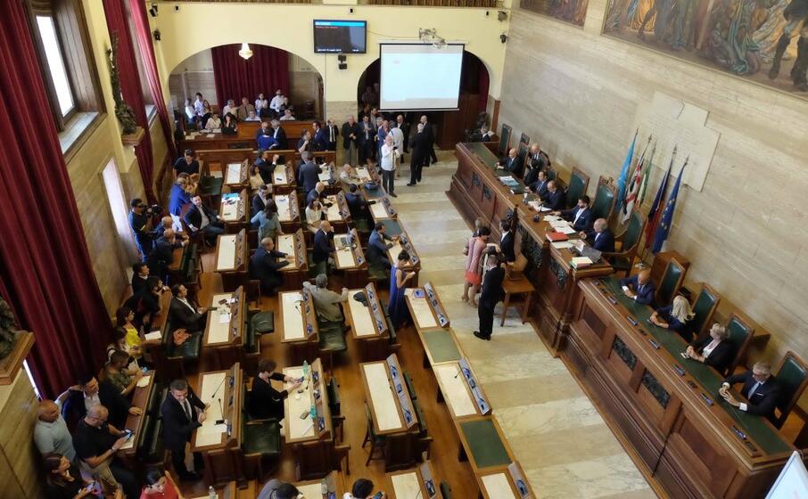 cagliari l aula del consiglio (archivio l unione sarda ungari)