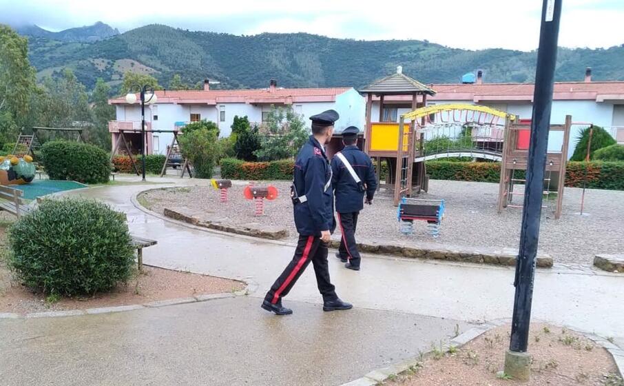 i carabinieri nel parco a tertenia