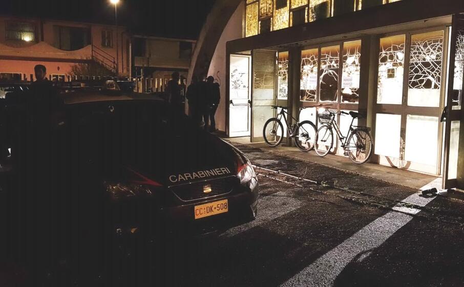 l intervento dei militari (foto carabinieri)