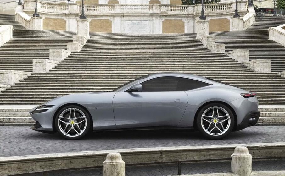 la bellezza della ferrari roma