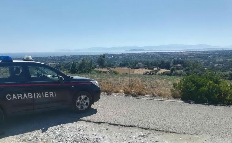 (foto carabinieri)