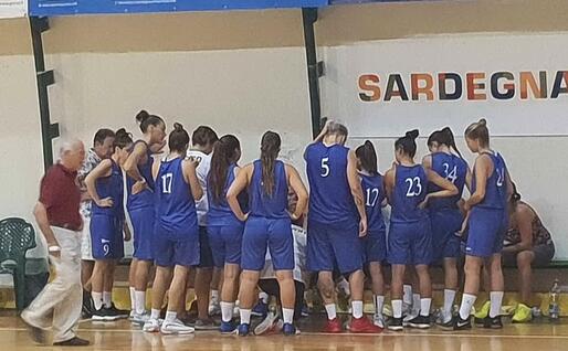 Le ragazze della Virtus (foto L'Unione Sarda - Garau)