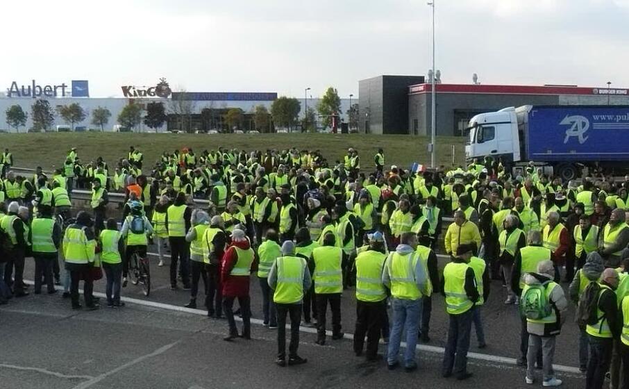 una protesta a vesoul nell est della francia (foto wikipedia)