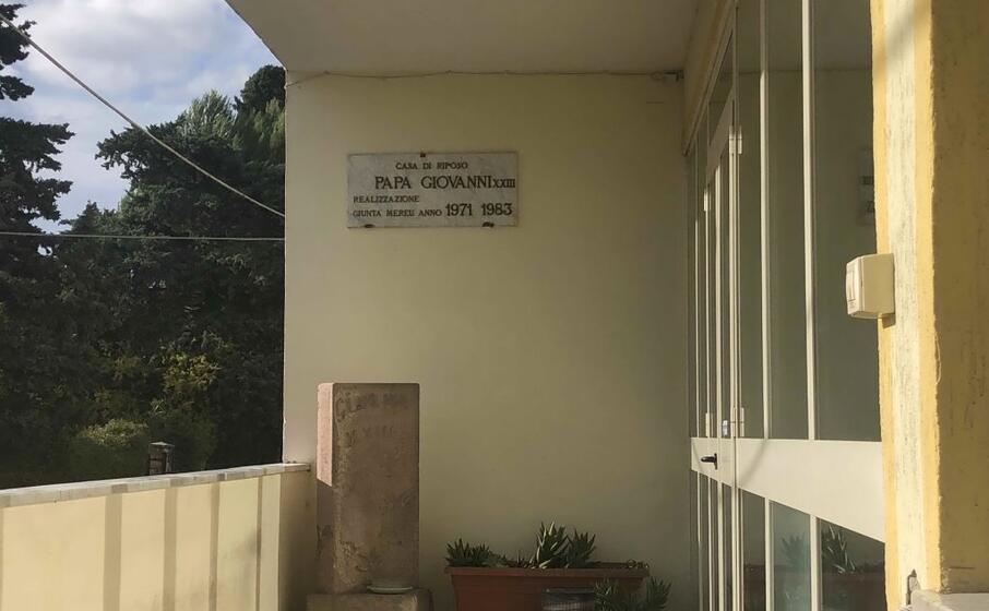 l ingresso della casa di riposo (foto sirigu)