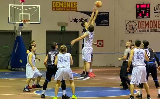 Si è chiuso con il posticipo di ieri notte il girone di andata del campionato di serie D di basket reg - L'Unione Sarda.it