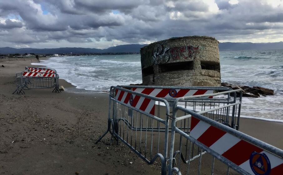 il bunker transennato (foto andrea piras)