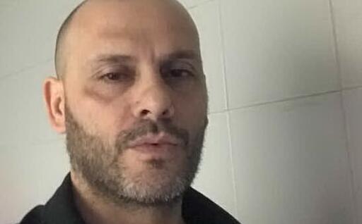 Rassu oggi nel suo bar di Thiesi (L'Unione Sarda - Vercelli)