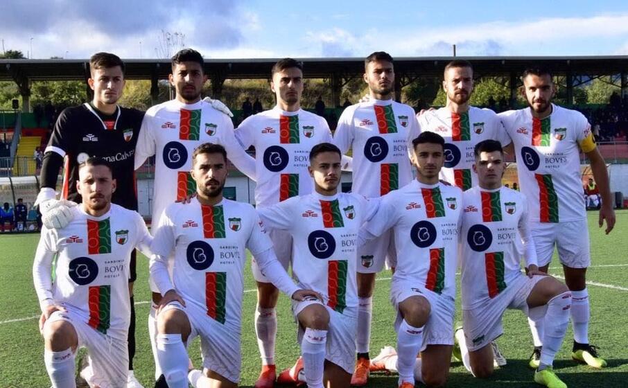 il lanusei calcio (foto facebook melis)