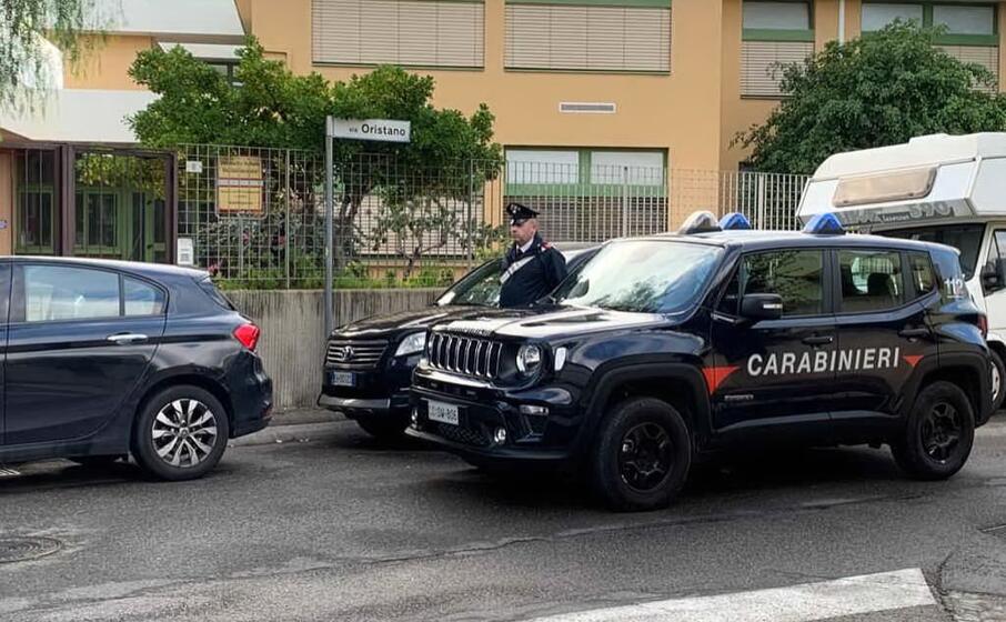 (foto carabinieri)