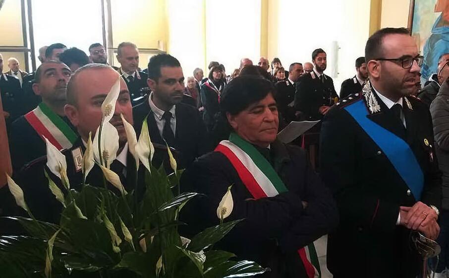 il sindaco di orroli antonio oggiana e il capitano della compagnia di isili elias ruiu (l unione sarda pintori)