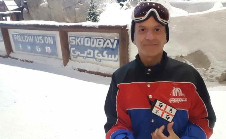 il cagliaritano marcello pani sugli sci a dubai