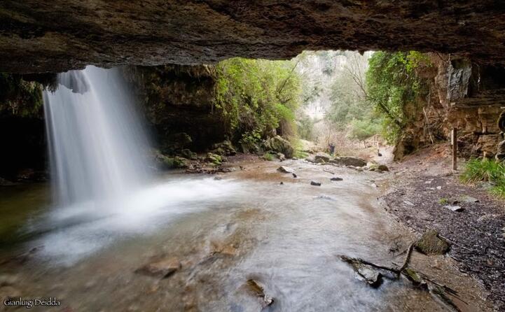 cascata su stampu e su turrunu sadali