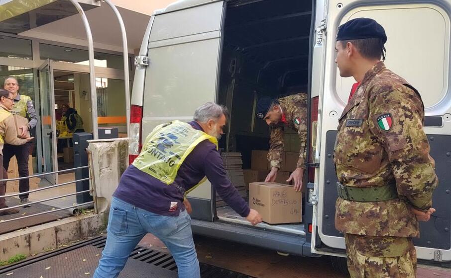 il materiale raccolto stato caricato e trasportato