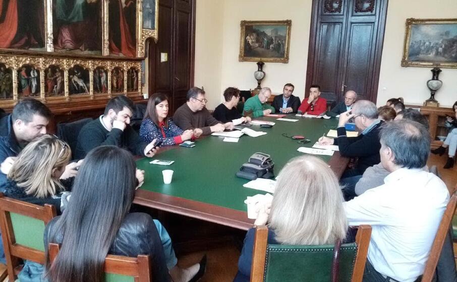 la commissione riunita a palazzo bacaredda (foto m careddu)
