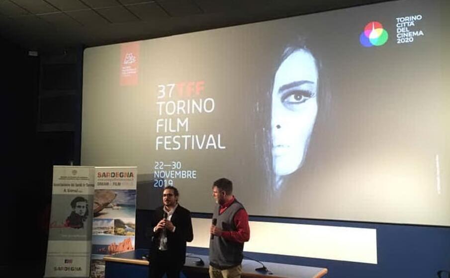 la presentazione a torino (foto federicaarra)