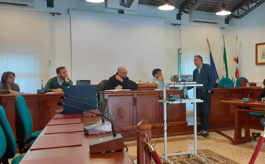 la riunione dei sindaci foto s gioia)