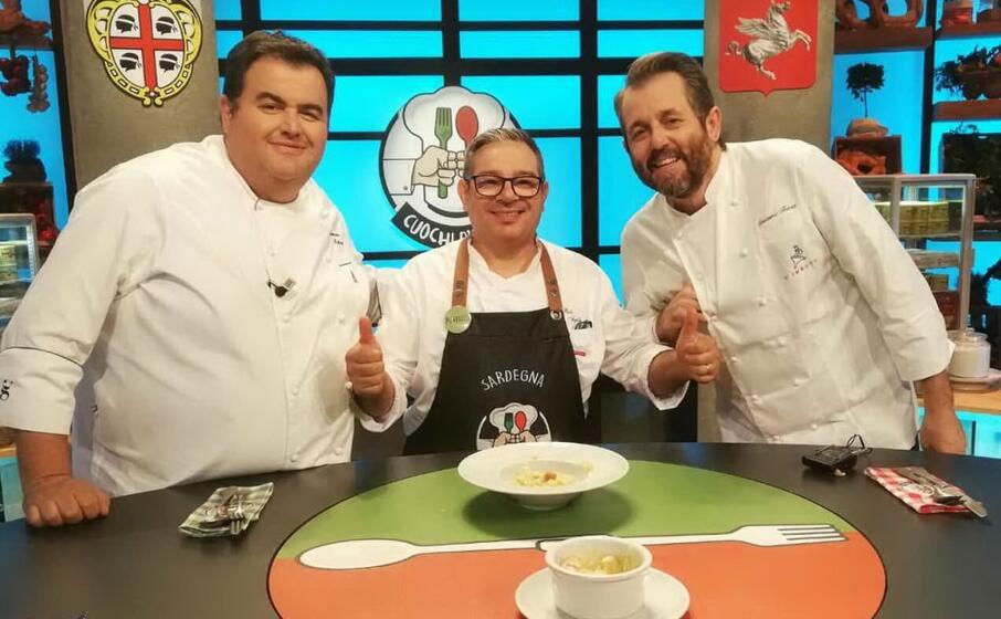foto cozzina con i giurati gennaro esposito e cristiano tomei (foto m rais)
