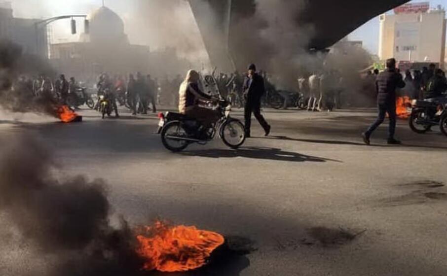 proteste in iran (archivio l unione sarda)