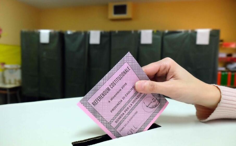 accaddeoggi 4 dicembre 2016 il referendum che segna la fine del governo renzi (archivio l unione sarda ungari)