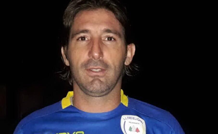 alessandro frau con la maglia del treselighes (foto tellini)
