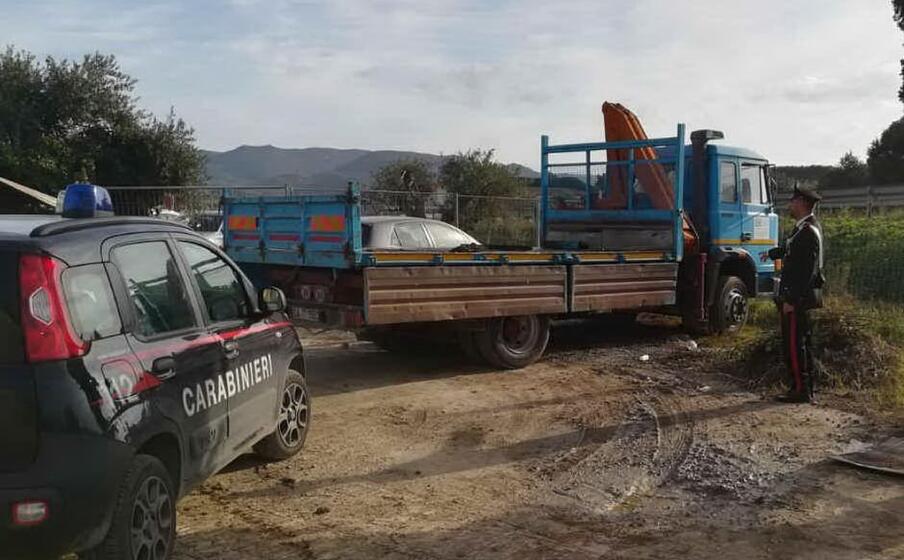 il deposito di refurtiva (foto carabinieri)