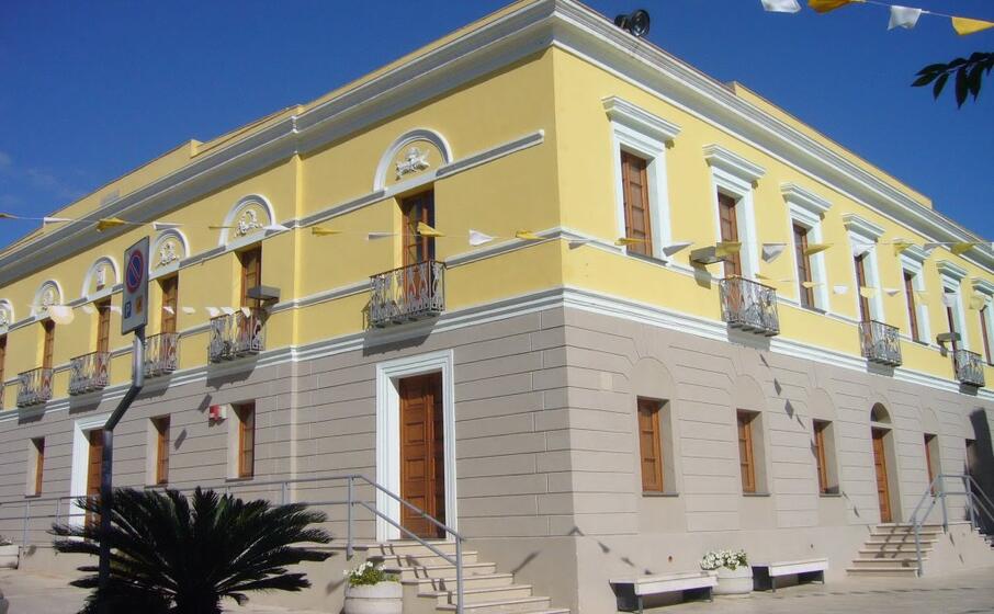 la biblioteca (archivio l unione sarda)