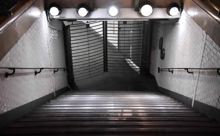 molte linee della metropolitana sono state chiuse