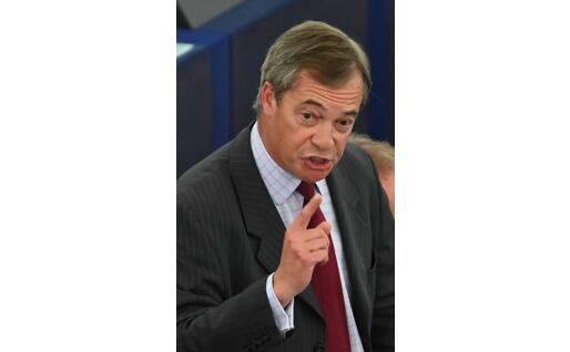 L'intervento di Nigel Farage (Ansa)