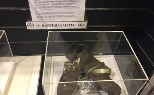 Scarpini usati ai Mondiali del '38 (foto lopi)