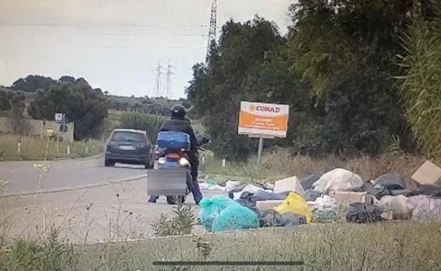 una discarica abusiva (foto comune di selargius)