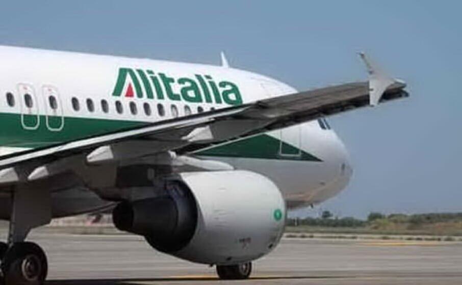 https://www.unionesarda.it/foto/previewfotoprogressivejpeg/2019/12/09/alitalia_archivio_l_unione_sard-908-560-875614.jpg