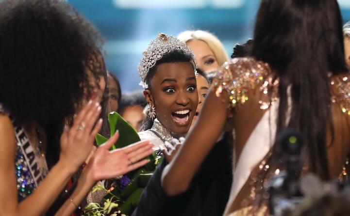 https://www.unionesarda.it/foto/previewfotoprogressivejpeg/2019/12/09/miss_universo_2019_vince_zozibini_tunzi-722-446-875619.jpg?bgcolor=202020 https://www.unionesarda.it/foto/previewfotoprogressivejpeg/2019/12/09/miss_universo_2019_vince_zozibini_tunzi-722-446-875619.jpg?bgcolor=202020