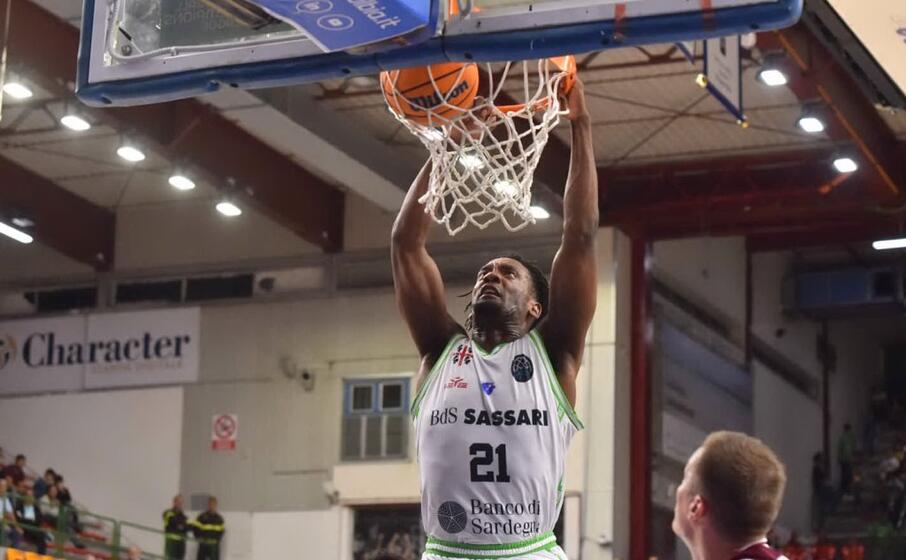 dyshawn pierre mvp della gara d andata (foto dinamo)