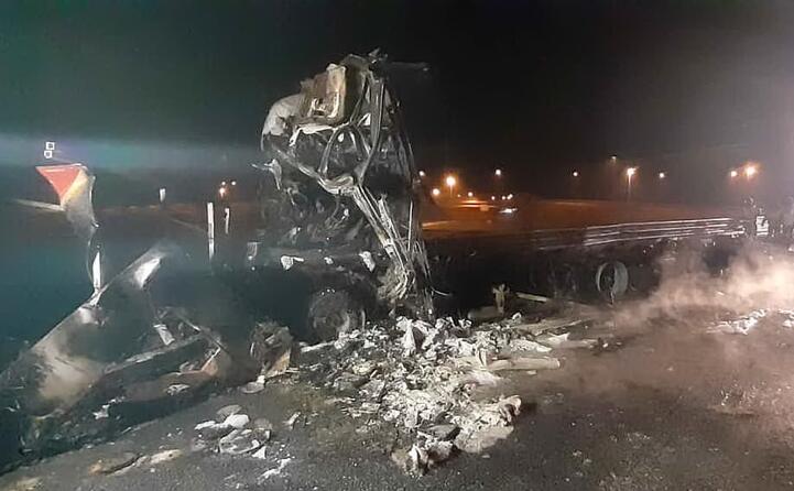 l operaio alla guida del camion lavori rimasto ferito