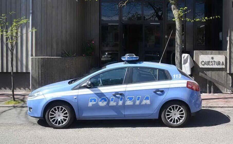 polizia (archivio l unione sarda)